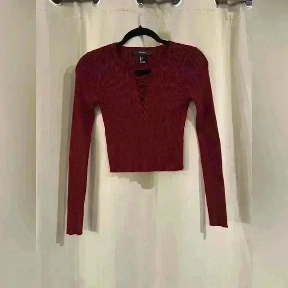 Forever 21 Tops - Women’s Burgundy Forever 21 Long Sleeve